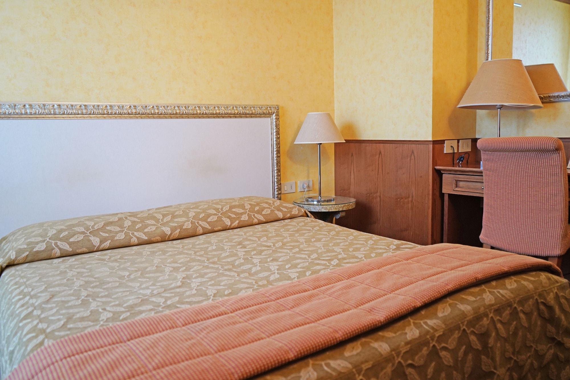Ambienthotels Panoramic Rimini Esterno foto