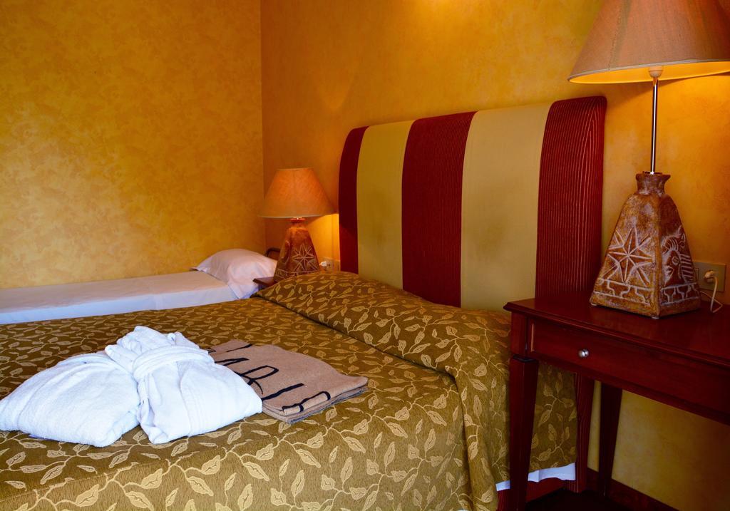 Ambienthotels Panoramic Rimini Esterno foto